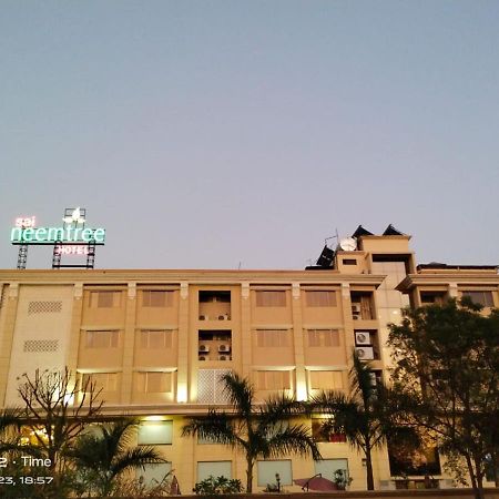 Sai Neem Tree Hotel Shirdi Extérieur photo