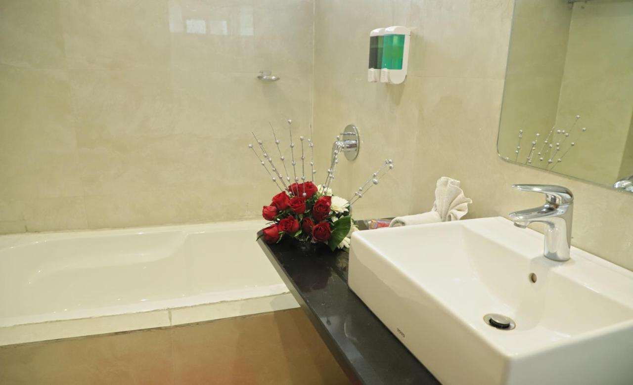 Sai Neem Tree Hotel Shirdi Extérieur photo