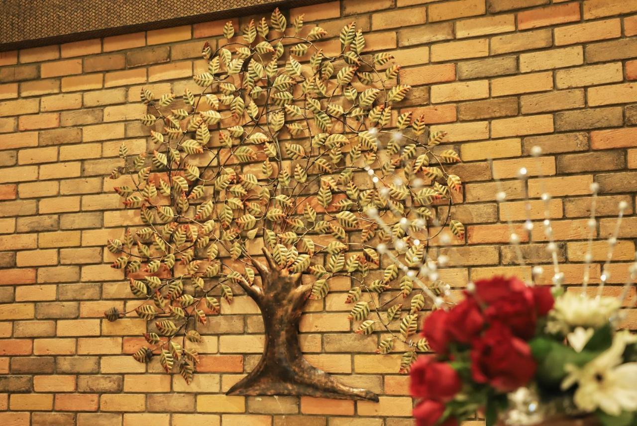 Sai Neem Tree Hotel Shirdi Extérieur photo