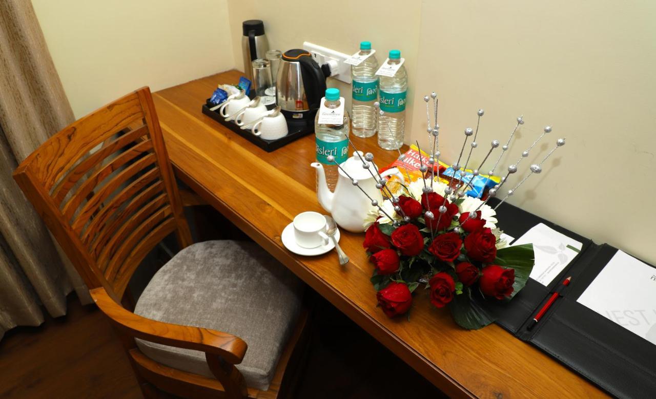 Sai Neem Tree Hotel Shirdi Extérieur photo