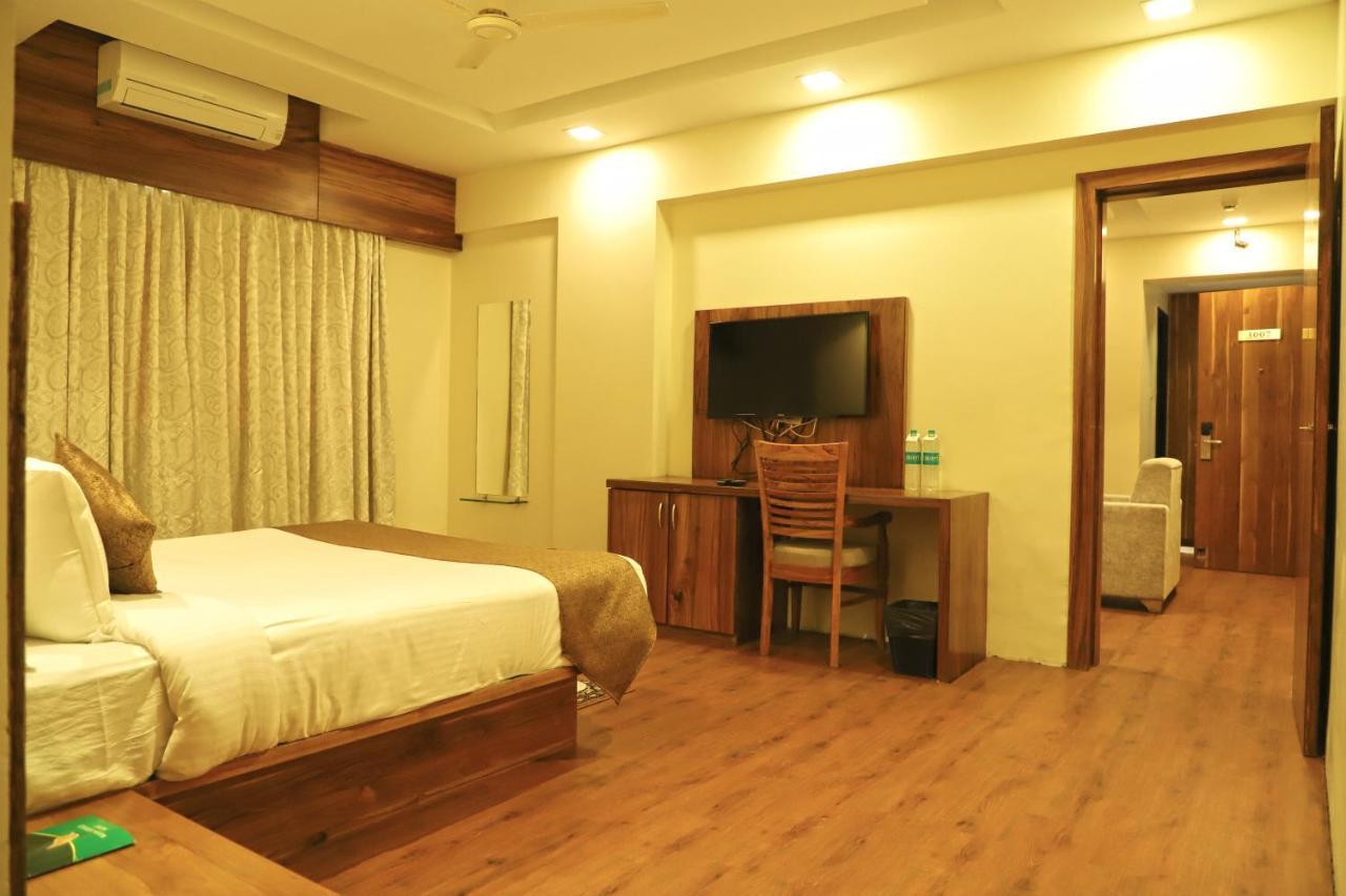 Sai Neem Tree Hotel Shirdi Extérieur photo
