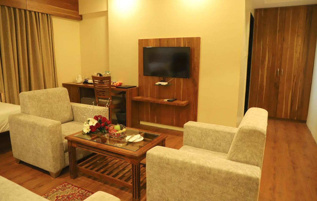 Sai Neem Tree Hotel Shirdi Extérieur photo