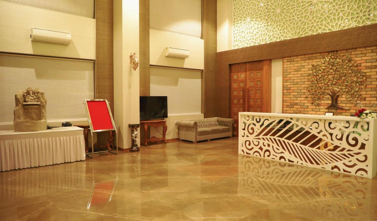 Sai Neem Tree Hotel Shirdi Extérieur photo