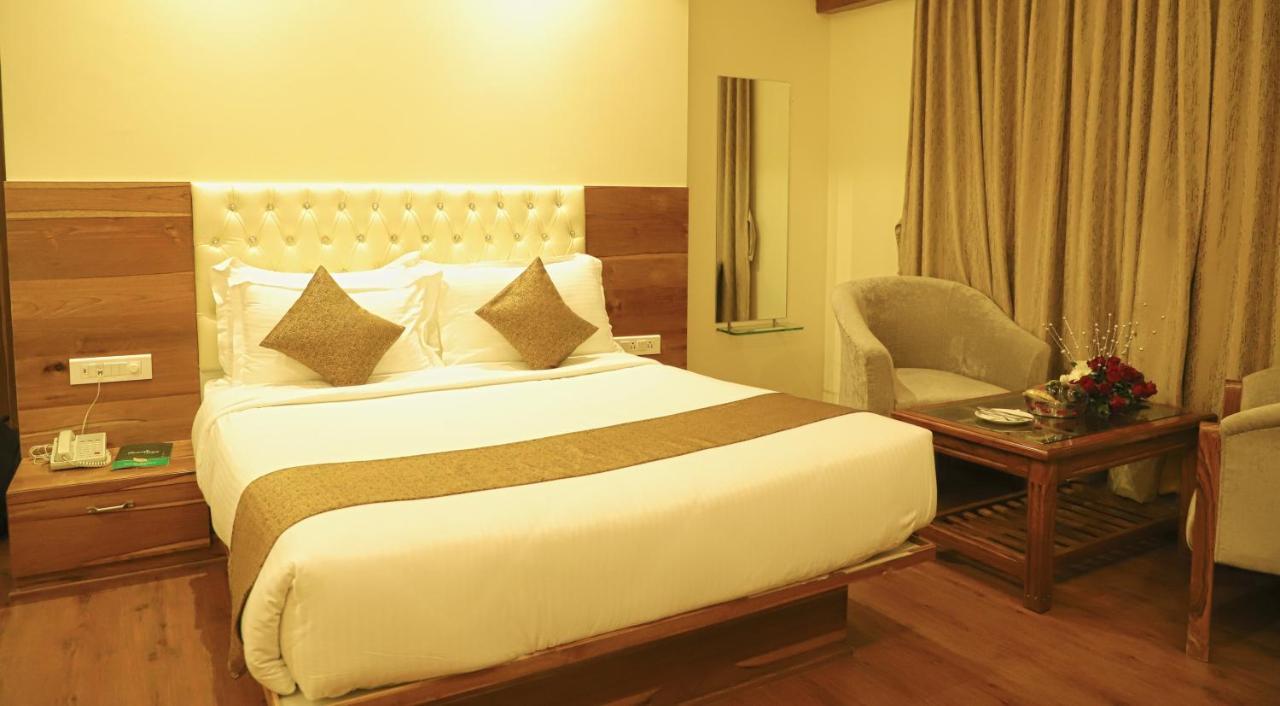 Sai Neem Tree Hotel Shirdi Extérieur photo