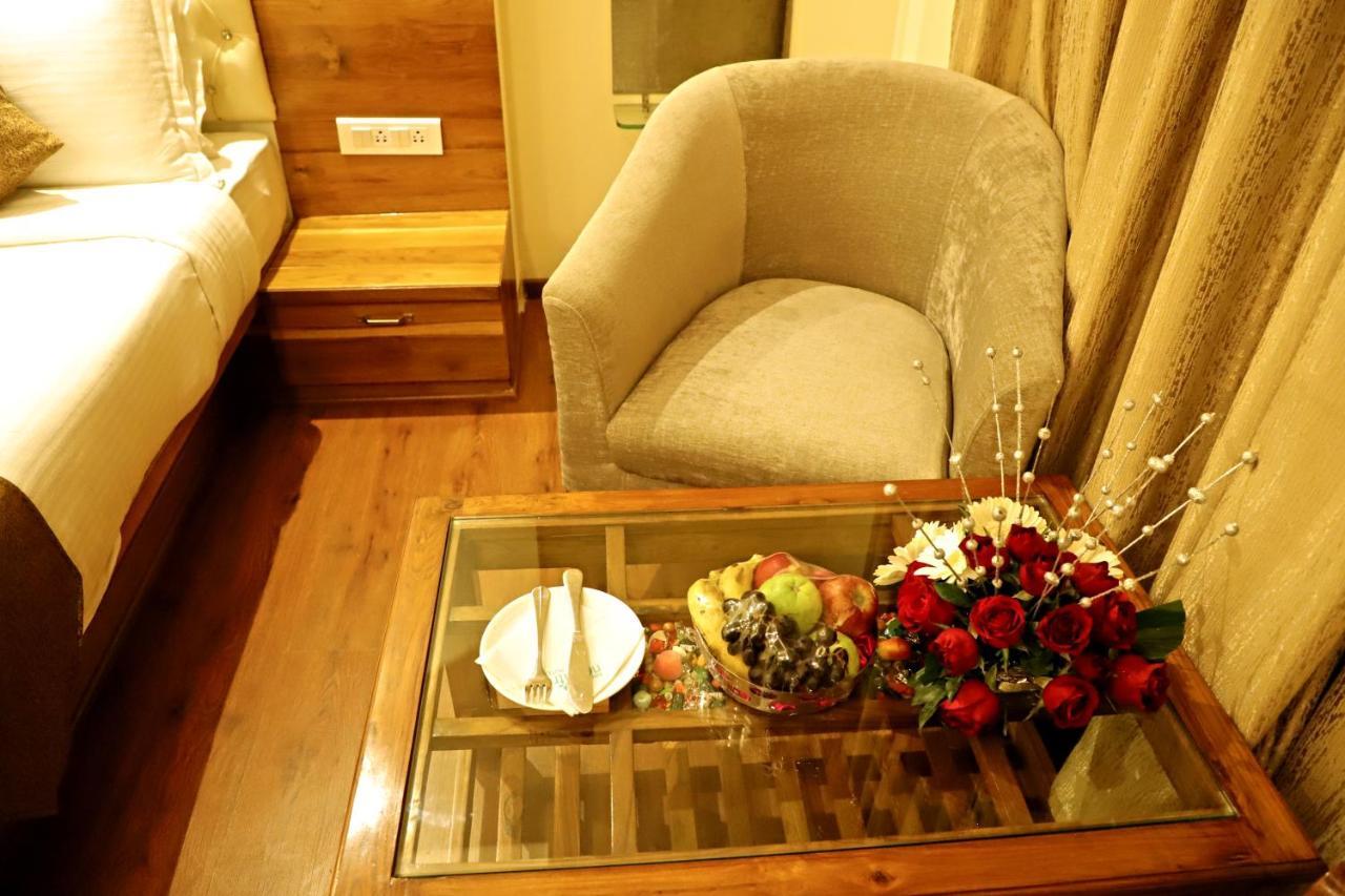 Sai Neem Tree Hotel Shirdi Extérieur photo